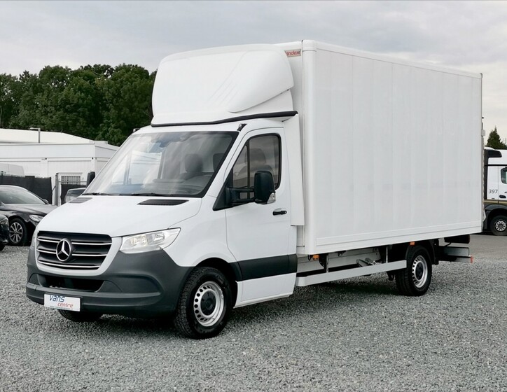 Mercedes-Benz Sprinter 1
