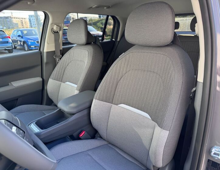 KIA EV3 10