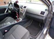 Toyota Avensis 23