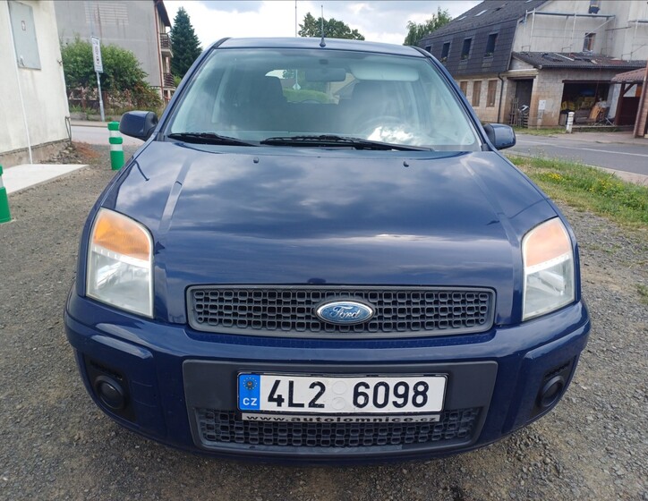 Ford Fusion 2