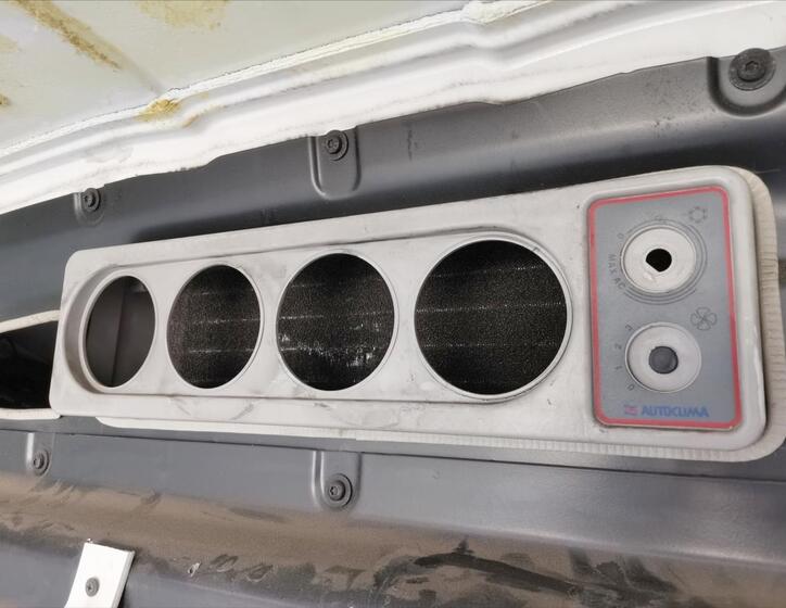 Ford Transit 14