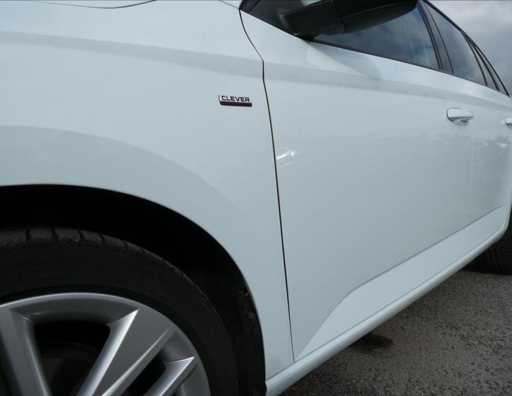 Škoda Fabia 15