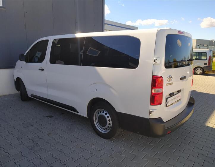 Toyota ProAce 6
