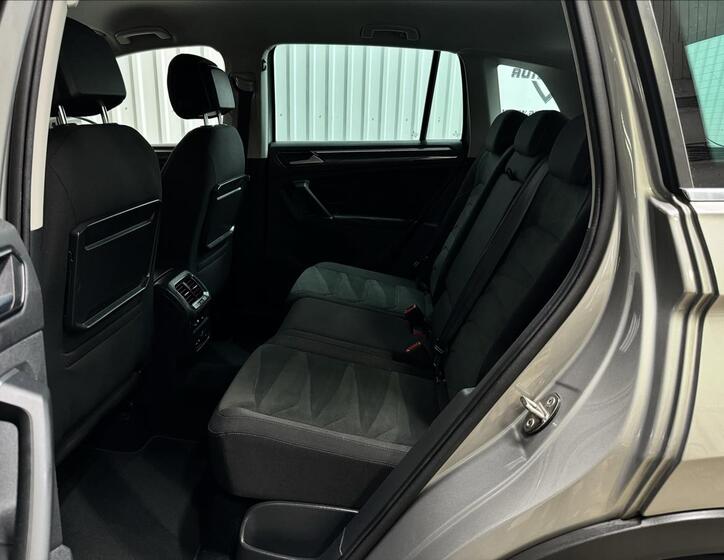 Volkswagen Tiguan 37