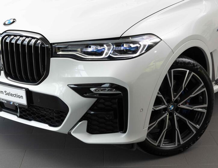 BMW X7 7