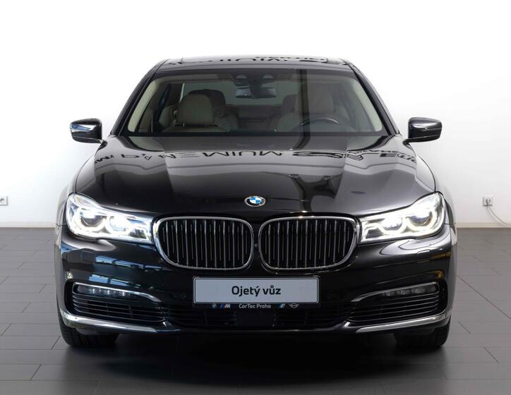 BMW Řada 7 3