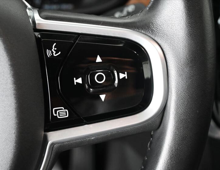 Volvo V90 18