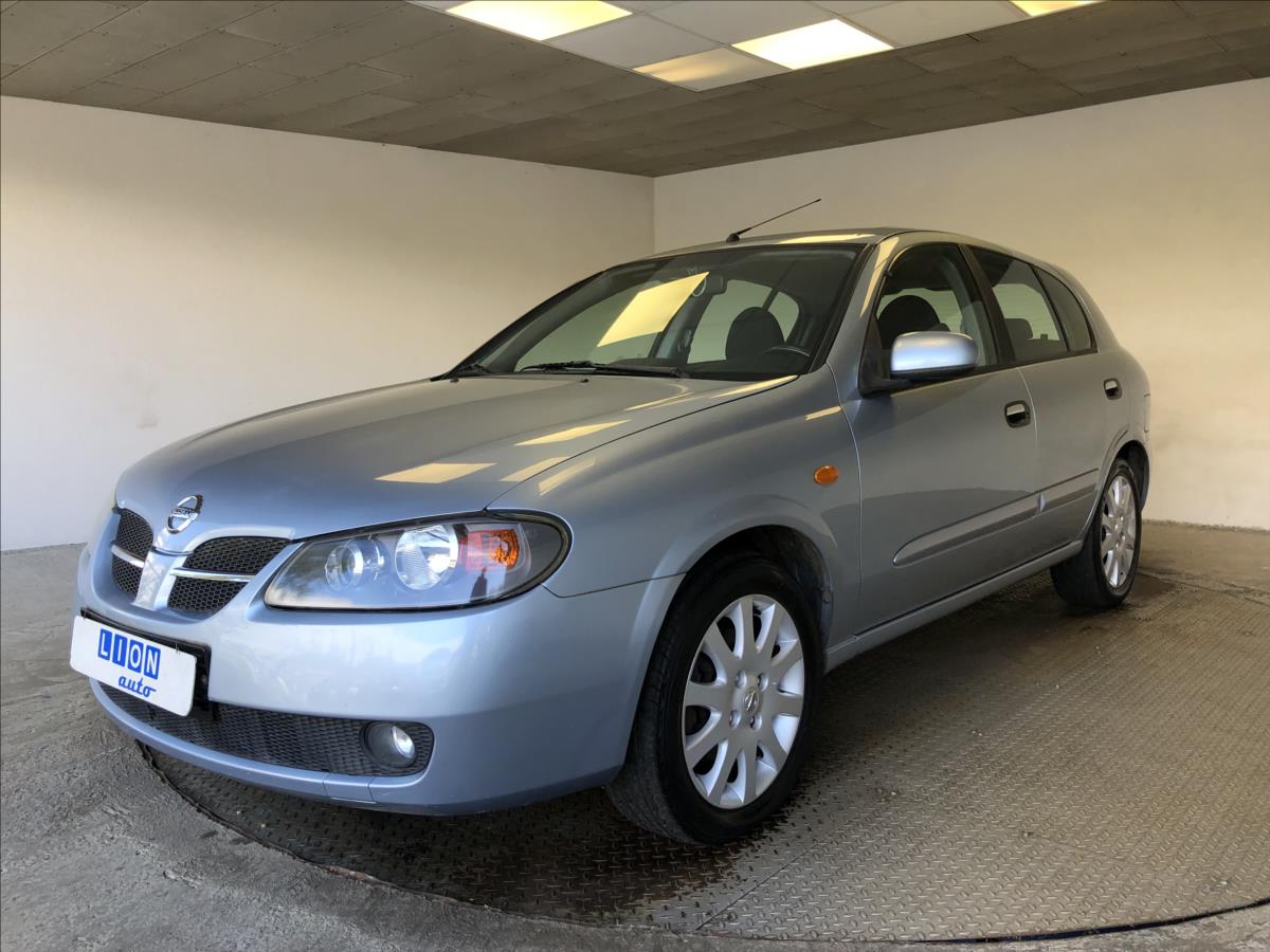Nissan Almera