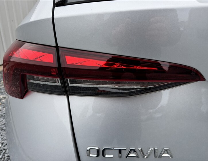 Škoda Octavia 16