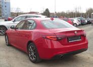 Alfa Romeo Giulia 4