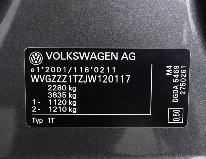 Volkswagen Touran 9