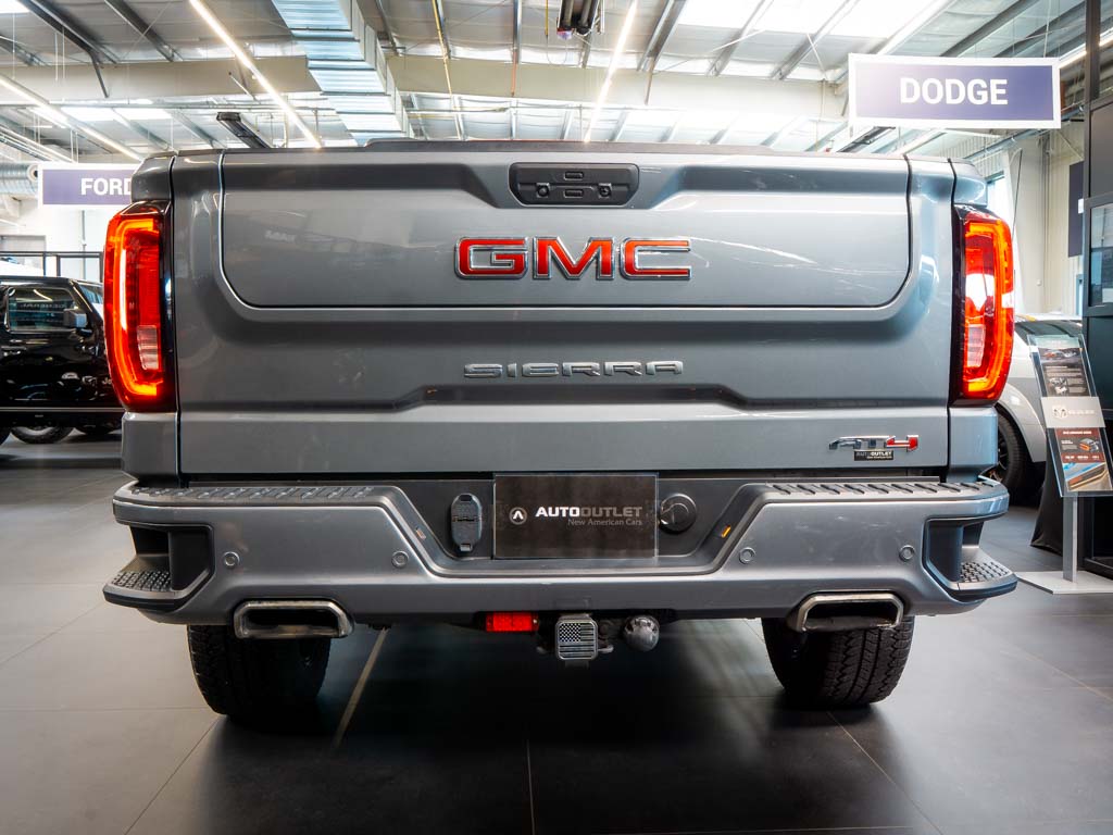 GMC Sierra