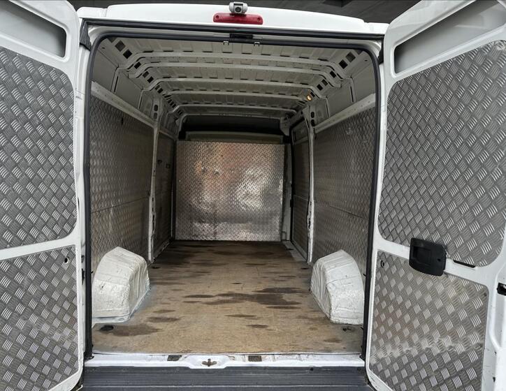 Peugeot Boxer 5