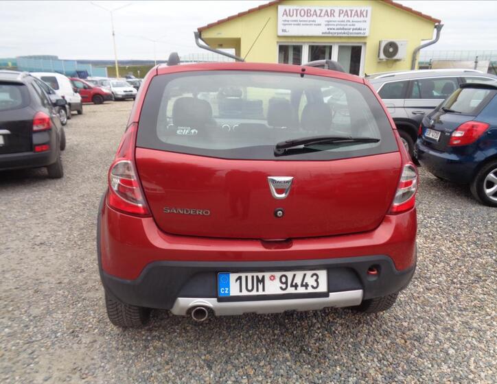 Dacia Sandero 6