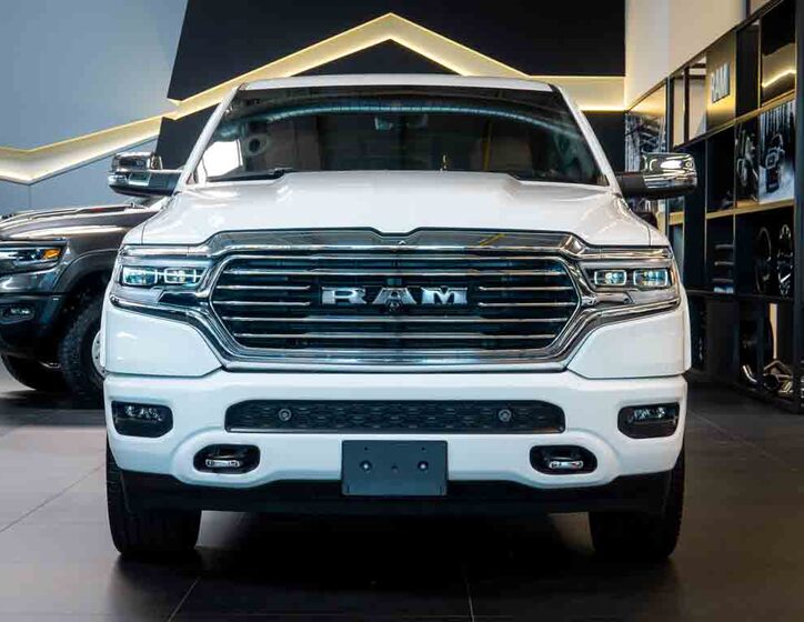 Dodge RAM 8