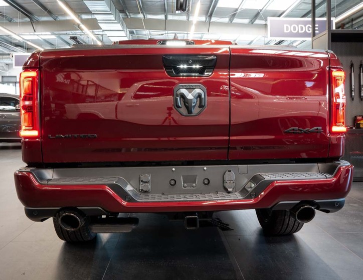 Dodge RAM 5