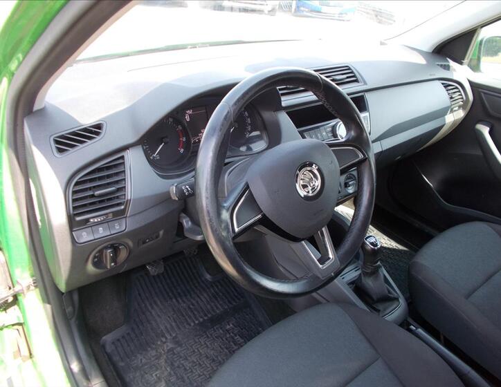 Škoda Fabia 19
