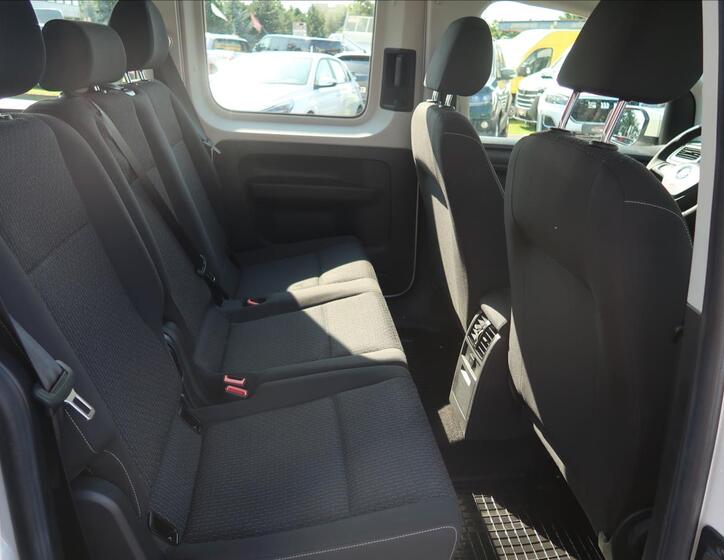 Volkswagen Caddy 18