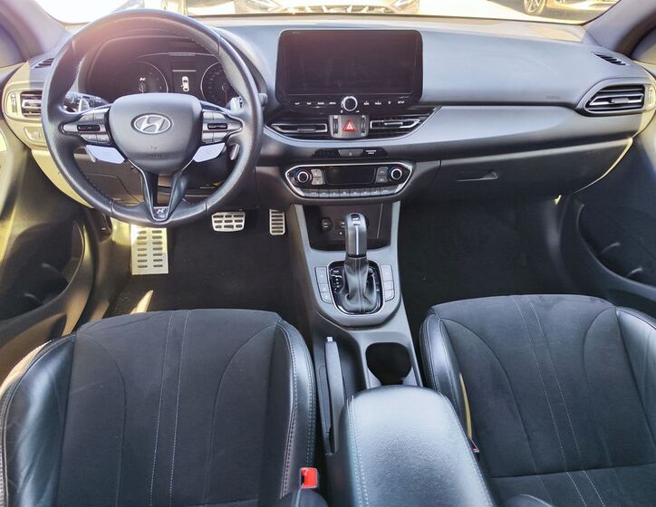 Hyundai i30 13