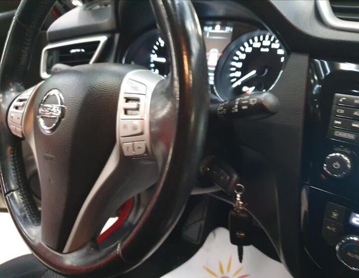 Nissan Qashqai 25