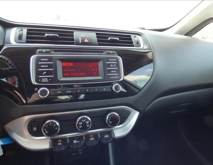 KIA Rio 20