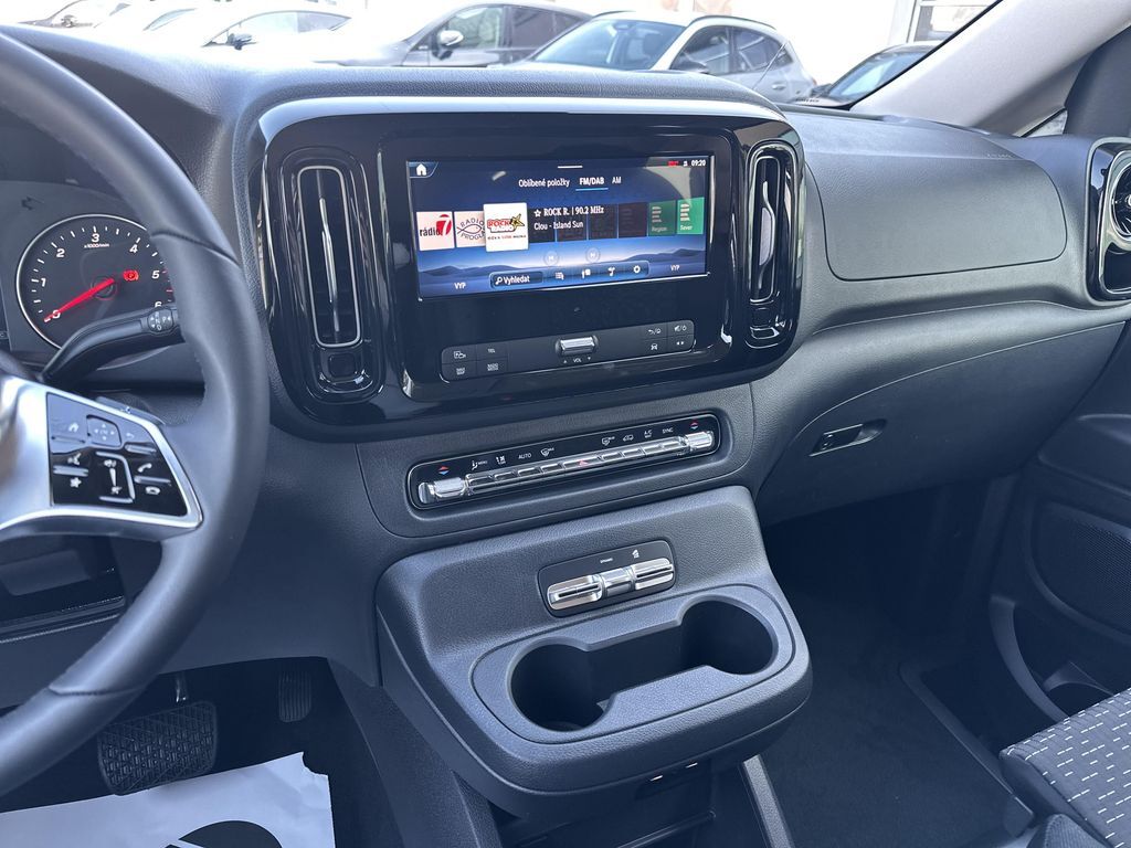 Mercedes-Benz Vito 15