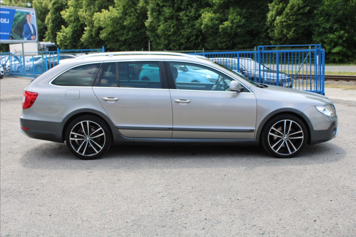 Škoda Superb