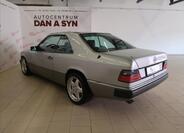 Mercedes-Benz 124 6