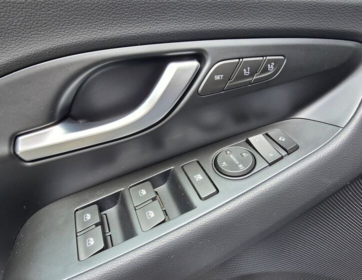 Hyundai i30 12