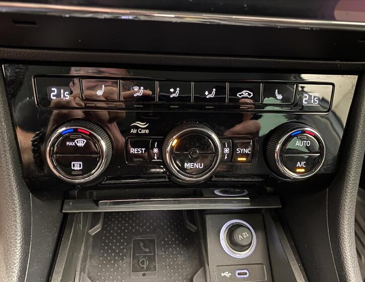 Škoda Superb 18