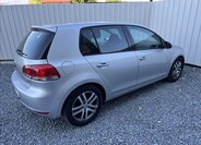 Volkswagen Golf 13