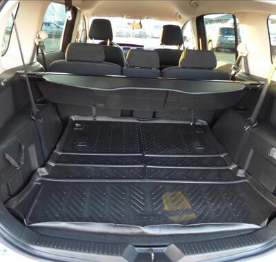 Mazda 5 37