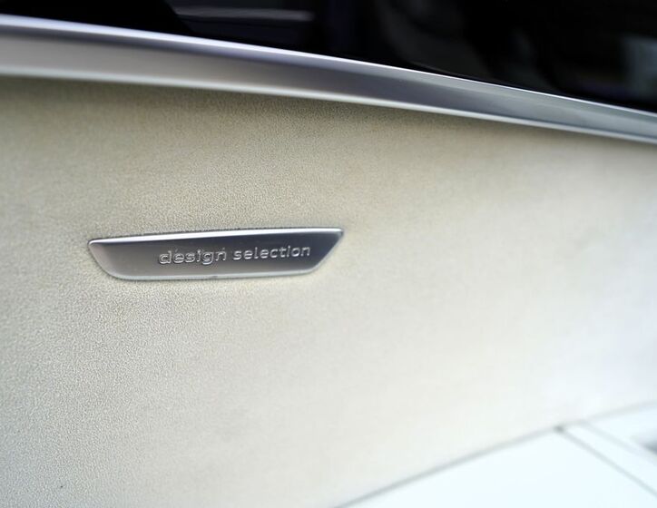 Audi A8 21