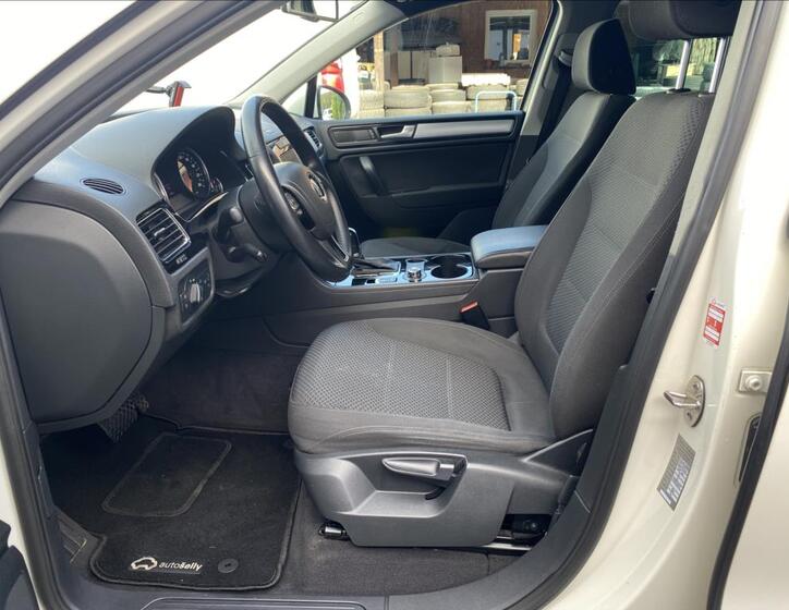 Volkswagen Touareg 10