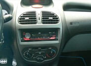 Peugeot 206 12