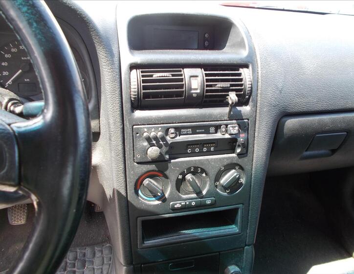 Opel Astra 19