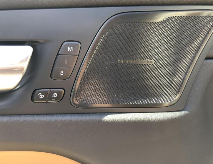Volvo XC60 22