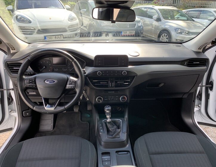 Ford Focus 9