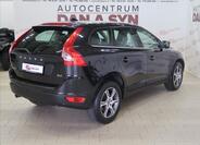 Volvo XC60 4