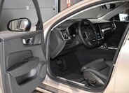 Volvo V60 12