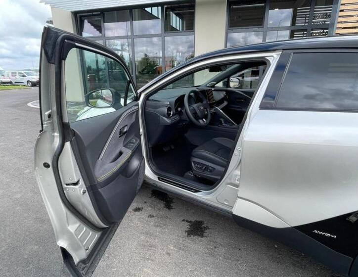Toyota C-HR 24