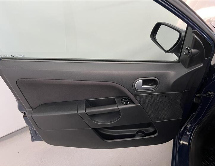Ford Fiesta 17