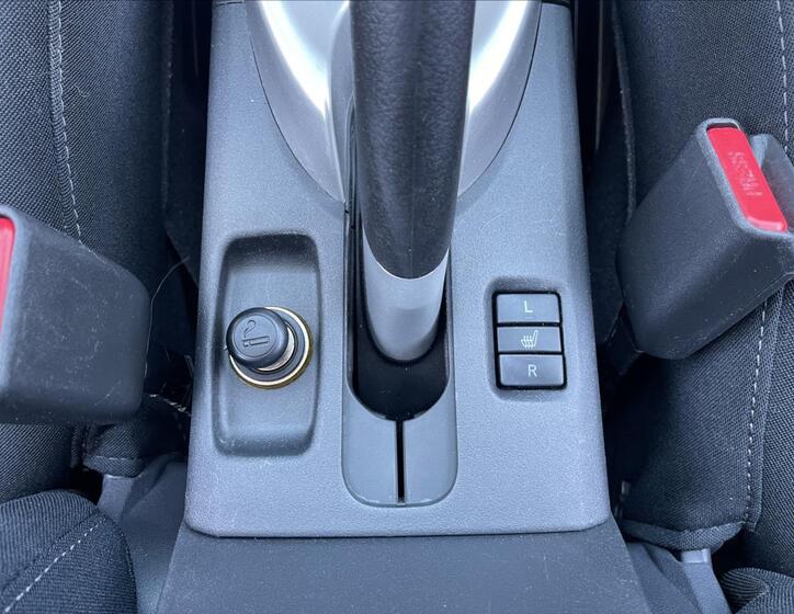 Toyota Auris 16
