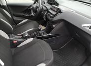 Peugeot 2008 11