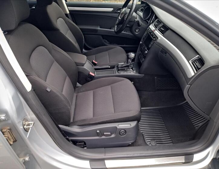 Škoda Superb 13