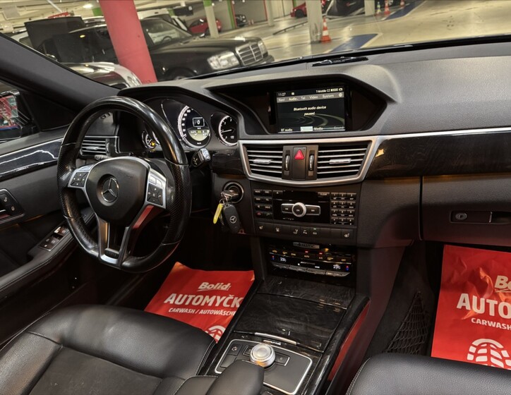 Mercedes-Benz Třídy E 12