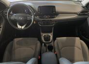 Hyundai i30 16