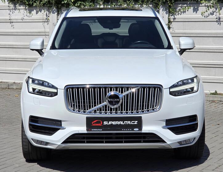 Volvo XC90 2