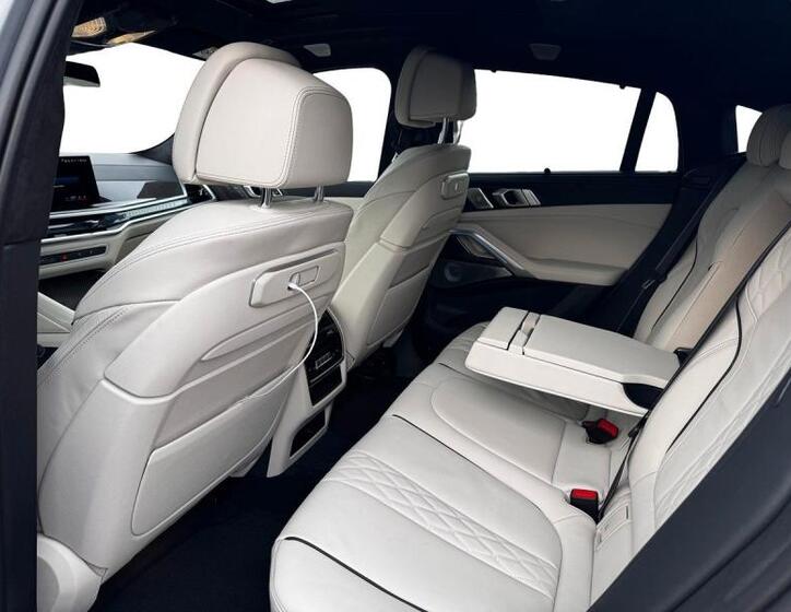 BMW X6 9