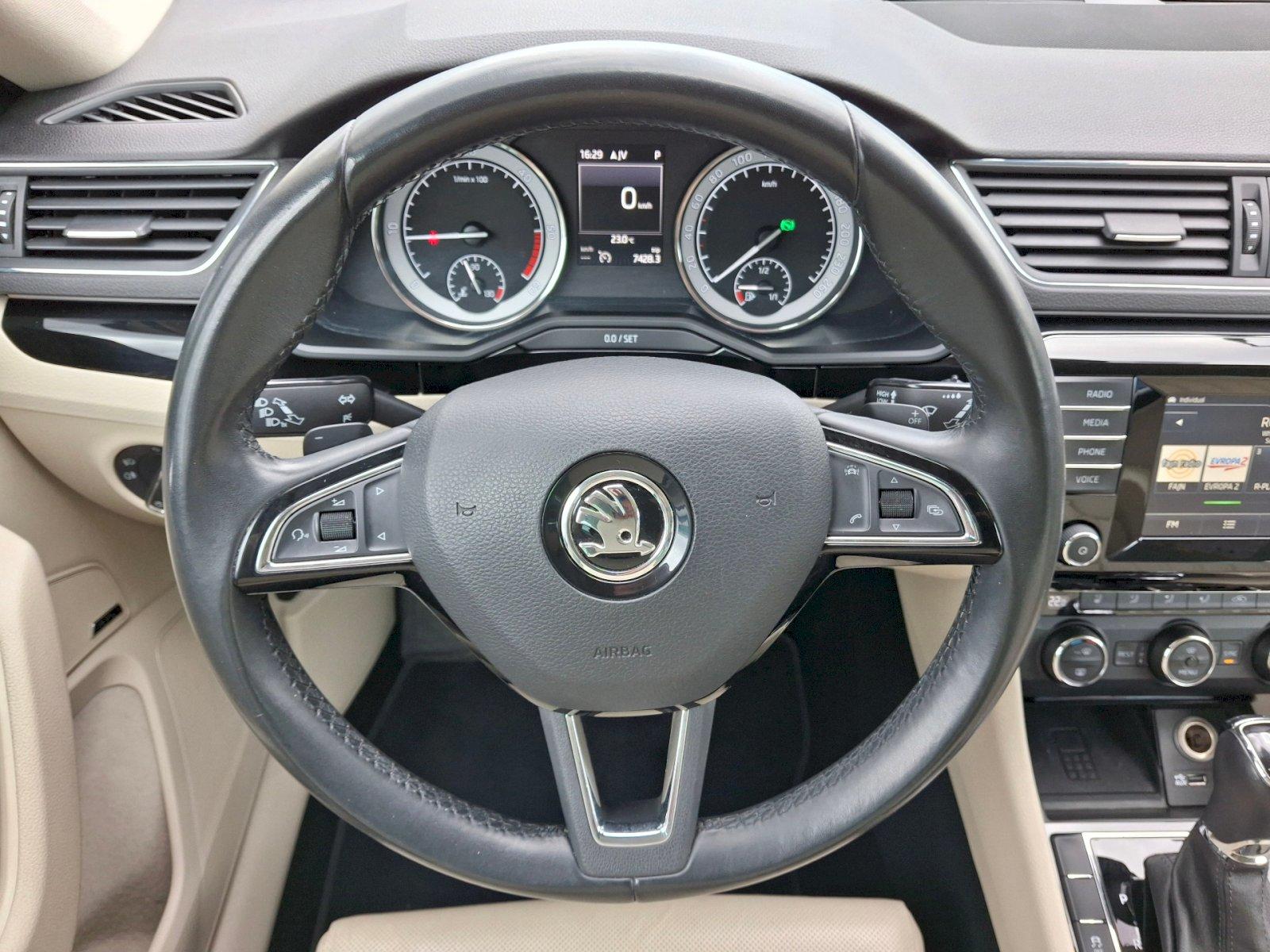 Škoda Superb